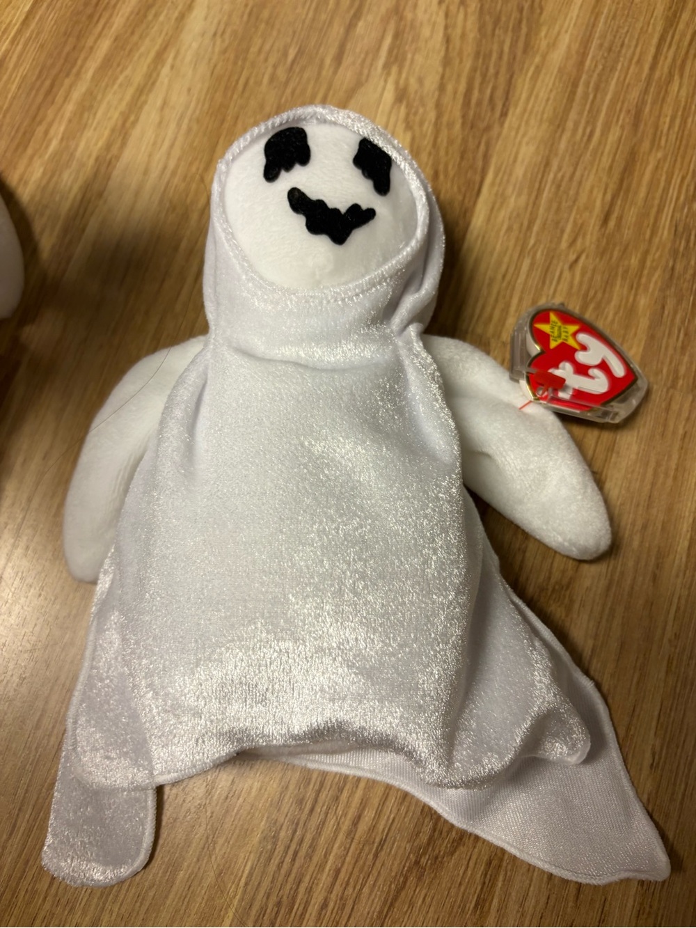 Ty White Ghost Plush Beanie Buddy - Shimmering White Halloween Toy